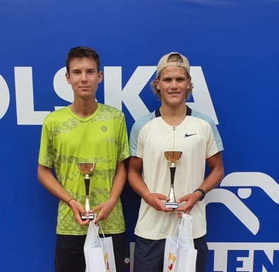 Илиян Радулов триумфира с титлата на двойки на турнир от първа категория на ITF в Полша