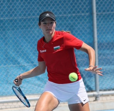 Лиа Каратанчева се класира за основната схема на WTA 125 турнир във Варшава