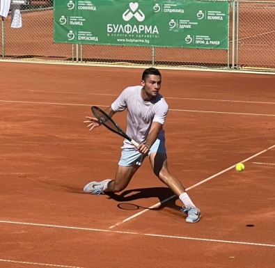 Джордж Лазаров и Адриан Андреев се класираха за втория кръг на ATP Challenger 50 турнира в Пловдив